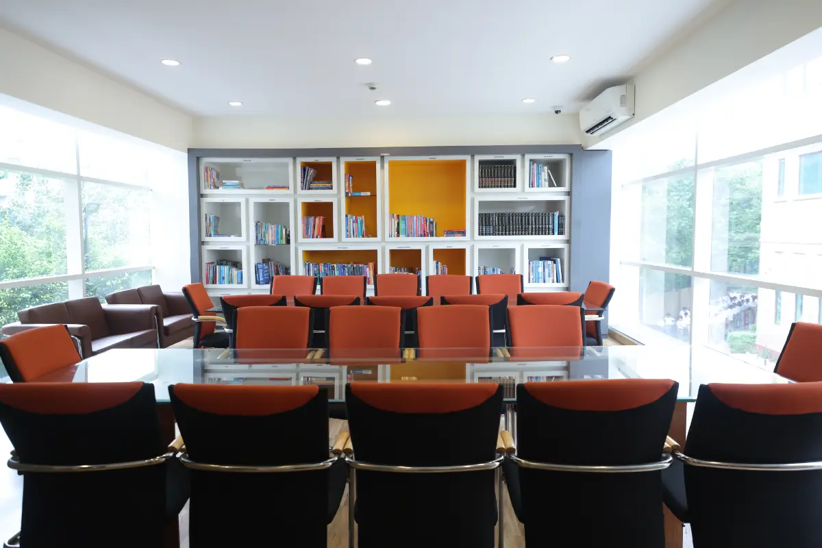 Library with E-Facility