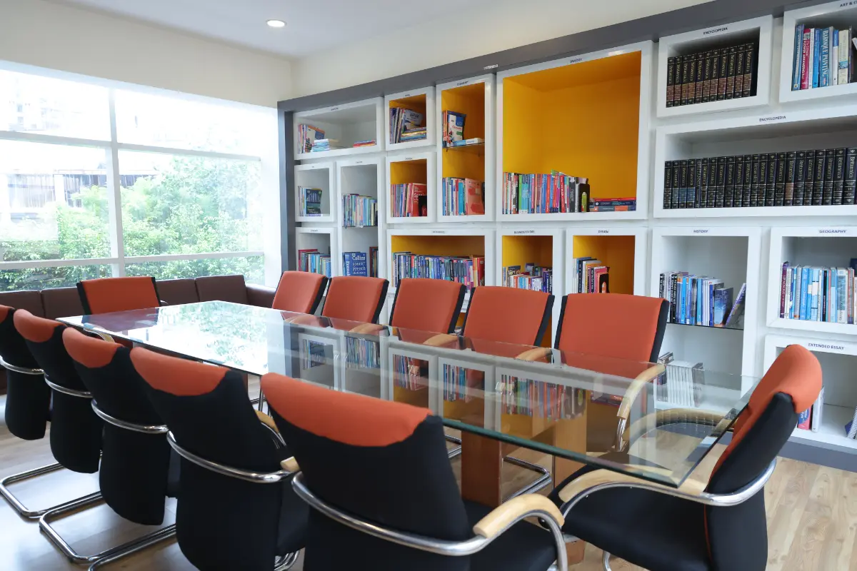 Library with E-Facility